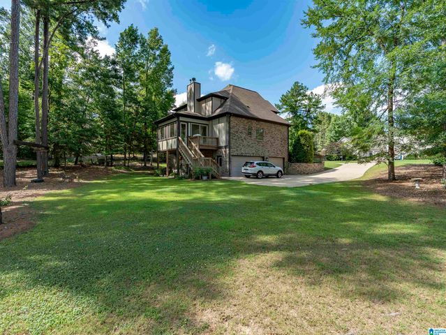 109 WILLOW BRANCH LANE, Chelsea, AL 35043