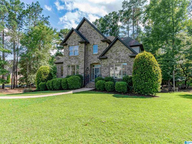 109 WILLOW BRANCH LANE, Chelsea, AL 35043