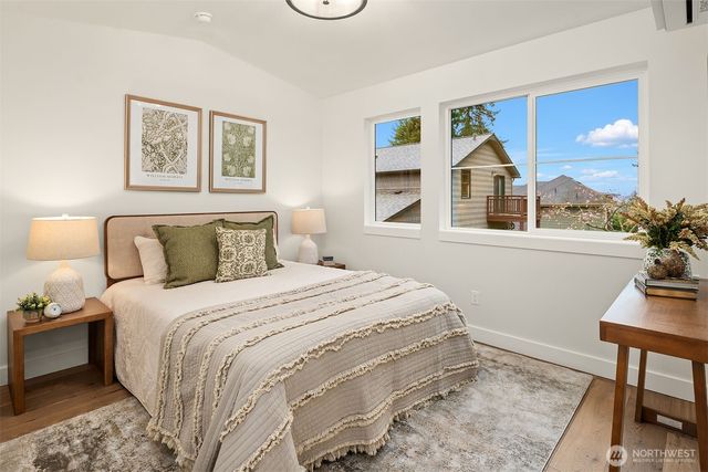 11418 NE 90th Street, Kirkland, WA 98033