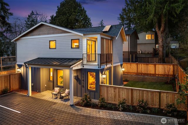 11418 NE 90th Street, Kirkland, WA 98033