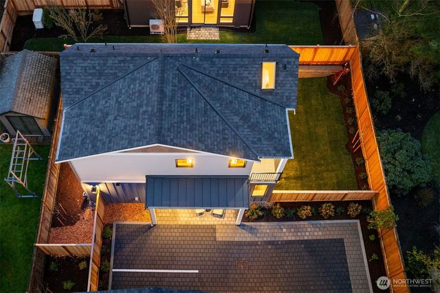 11418 NE 90th Street, Kirkland, WA 98033