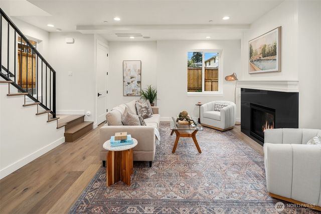 11418 NE 90th Street, Kirkland, WA 98033