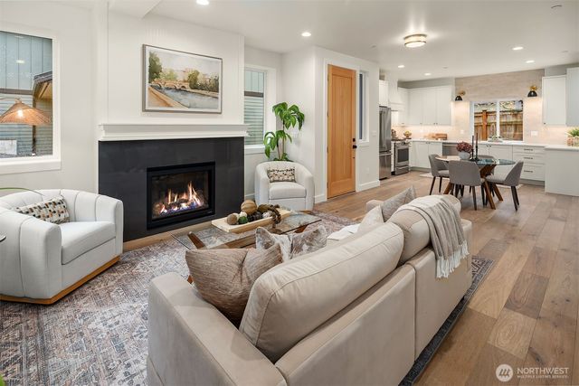 11418 NE 90th Street, Kirkland, WA 98033