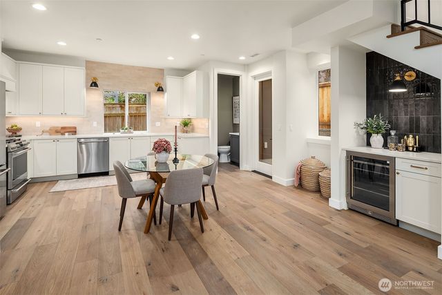 11418 NE 90th Street, Kirkland, WA 98033