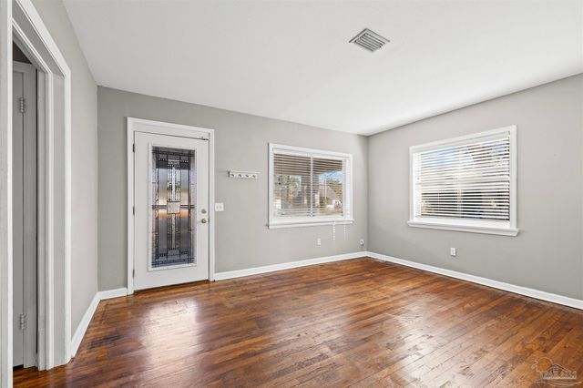 1811 E Cross St, Pensacola, FL 32503