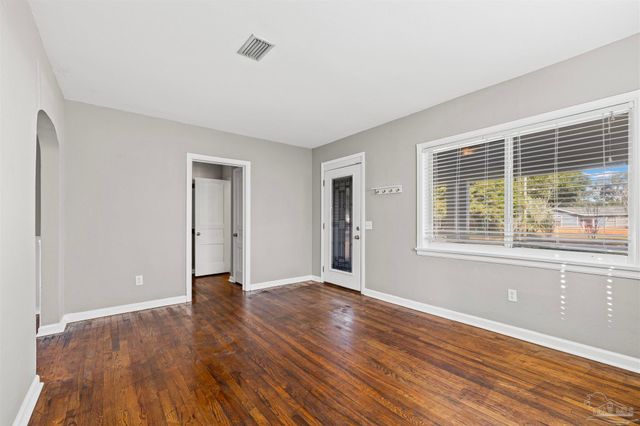 1811 E Cross St, Pensacola, FL 32503