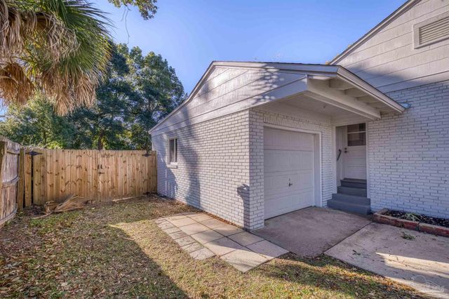 1811 E Cross St, Pensacola, FL 32503