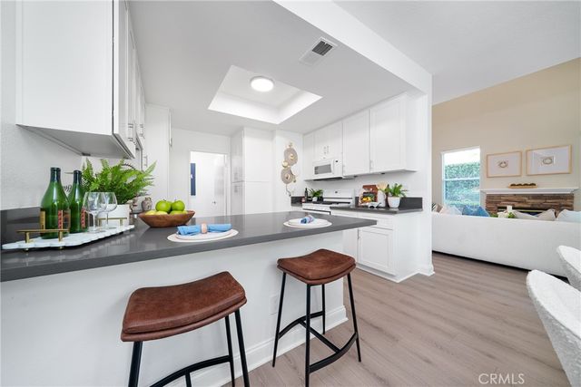 19431 Rue De Valore 38B, Lake Forest, CA 92610