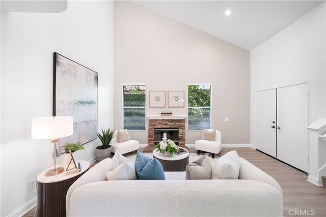 19431 Rue De Valore 38B, Lake Forest, CA 92610