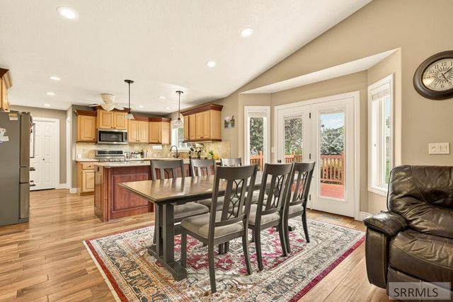 256 E 5th S, Rexburg, ID 83440