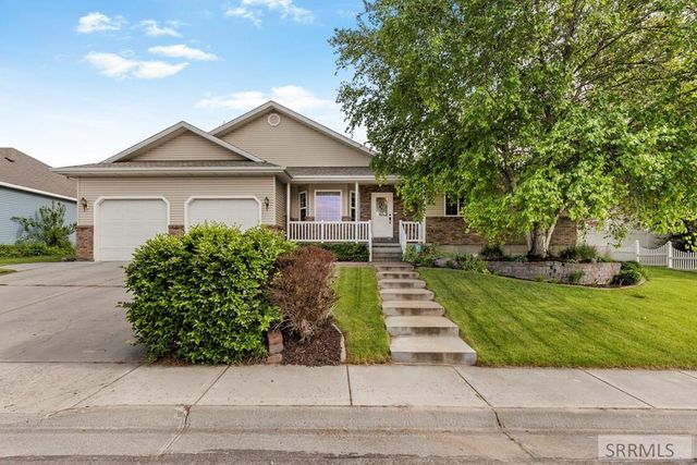 256 E 5th S, Rexburg, ID 83440