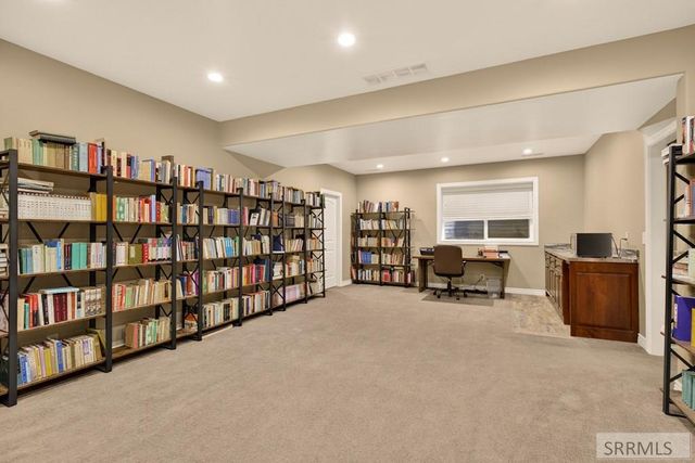 256 E 5th S, Rexburg, ID 83440
