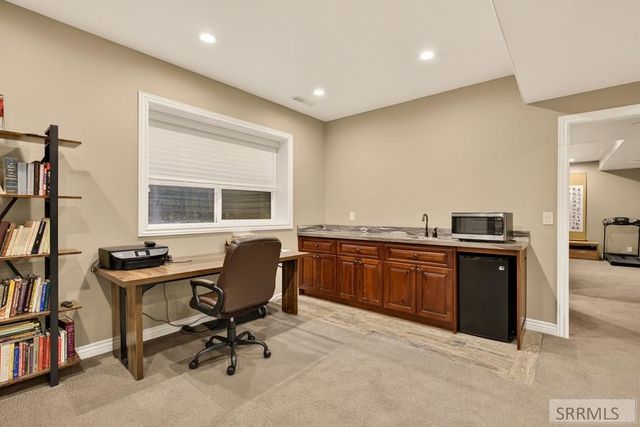 256 E 5th S, Rexburg, ID 83440