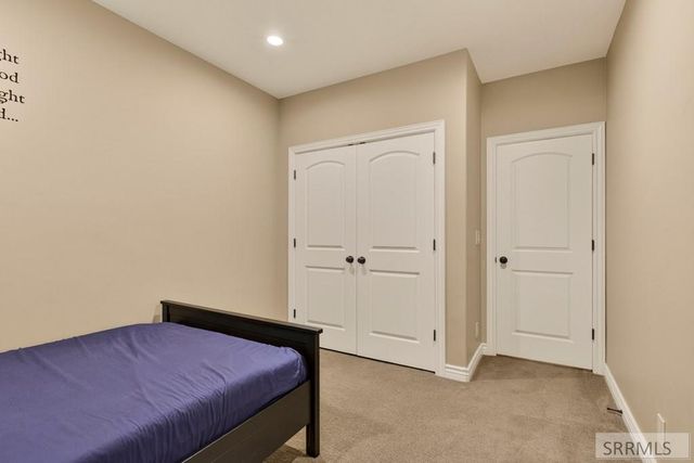 256 E 5th S, Rexburg, ID 83440