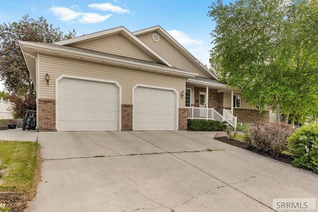 256 E 5th S, Rexburg, ID 83440