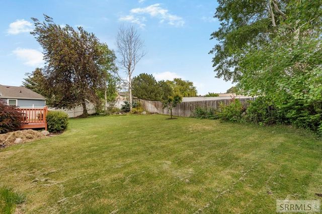 256 E 5th S, Rexburg, ID 83440