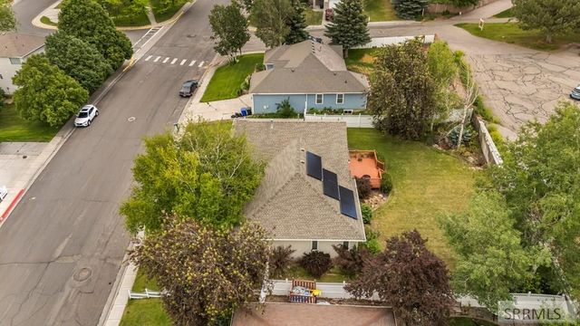256 E 5th S, Rexburg, ID 83440