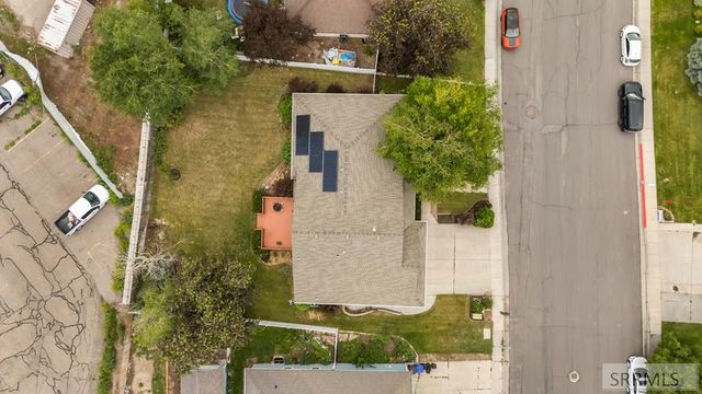 256 E 5th S, Rexburg, ID 83440