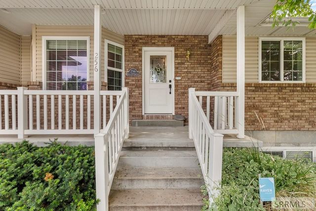 256 E 5th S, Rexburg, ID 83440