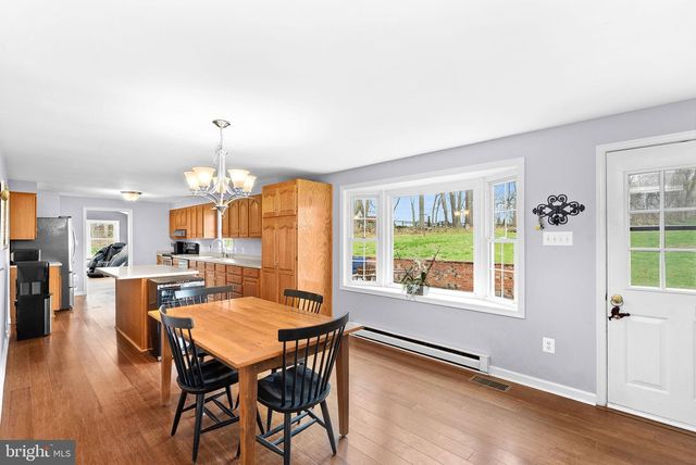 38768 EUDORA LN, Hamilton, VA 20158