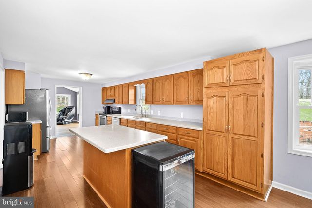38768 EUDORA LN, Hamilton, VA 20158