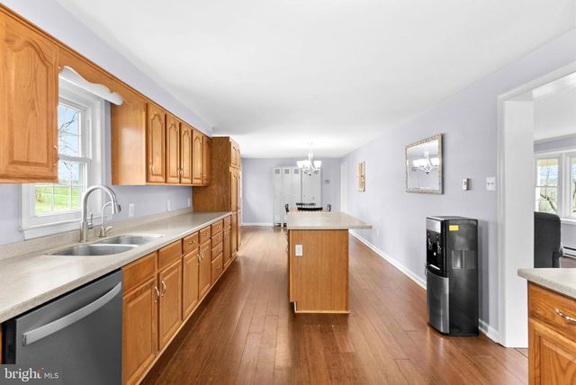 38768 EUDORA LN, Hamilton, VA 20158