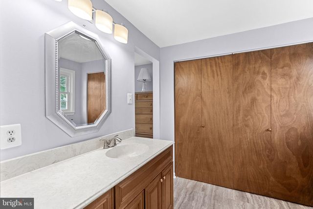 38768 EUDORA LN, Hamilton, VA 20158