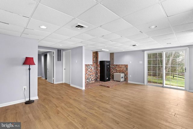 38768 EUDORA LN, Hamilton, VA 20158