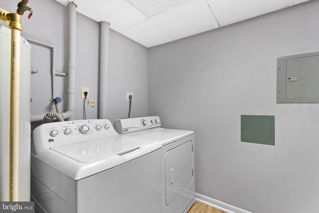 38768 EUDORA LN, Hamilton, VA 20158