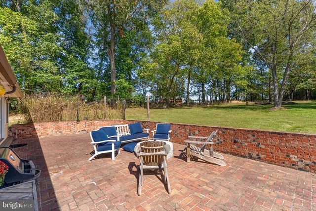 38768 EUDORA LN, Hamilton, VA 20158