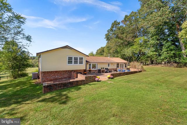 38768 EUDORA LN, Hamilton, VA 20158