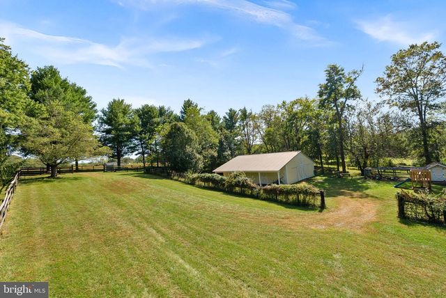 38768 EUDORA LN, Hamilton, VA 20158