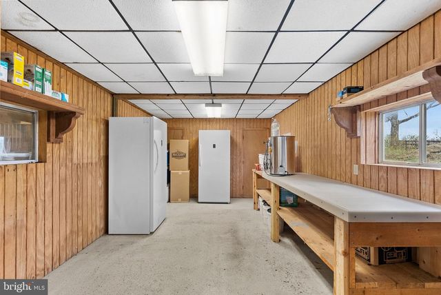 38768 EUDORA LN, Hamilton, VA 20158