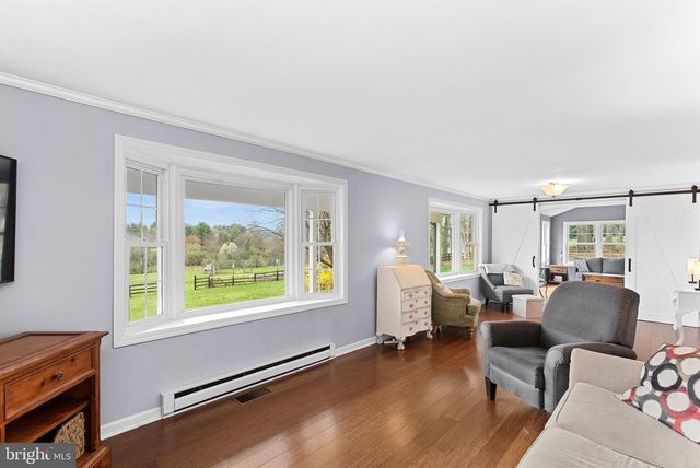 38768 EUDORA LN, Hamilton, VA 20158