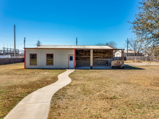 105 Yeary Lane, Aledo, TX 76008