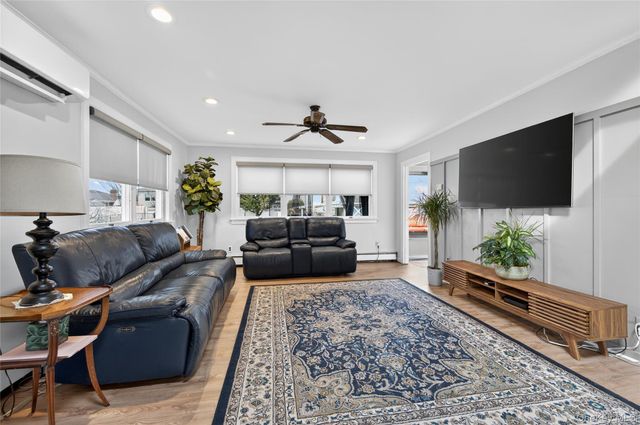 46 Monell Avenue, Islip, NY 11751