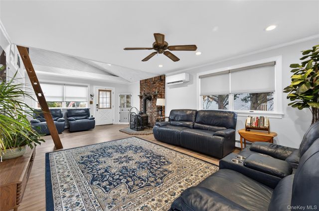 46 Monell Avenue, Islip, NY 11751