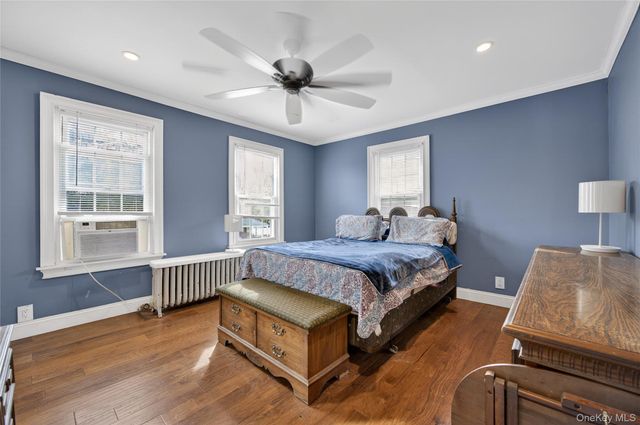 46 Monell Avenue, Islip, NY 11751