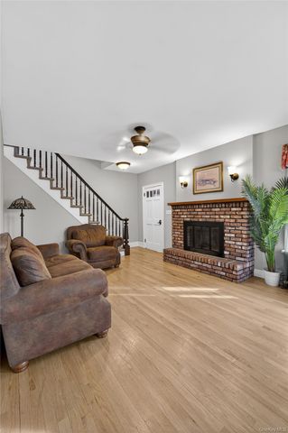 46 Monell Avenue, Islip, NY 11751