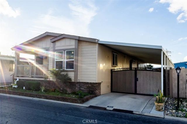 3595 Santa Fe 162, Long Beach, CA 90810