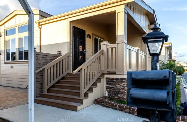 3595 Santa Fe 162, Long Beach, CA 90810