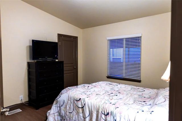 3595 Santa Fe 162, Long Beach, CA 90810