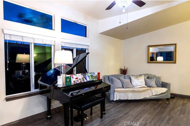 3595 Santa Fe 162, Long Beach, CA 90810