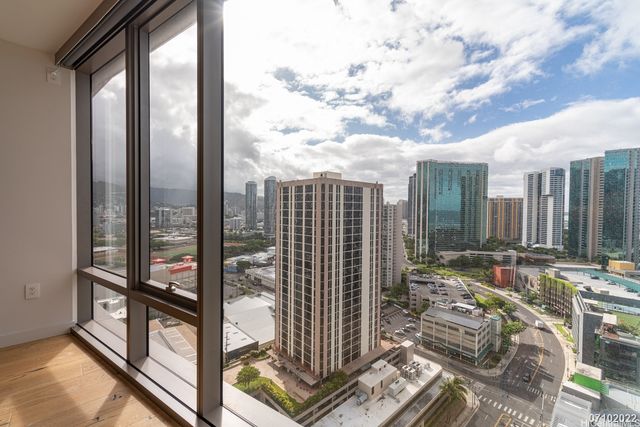 1001 Queen Street 2112, Honolulu, HI 96814