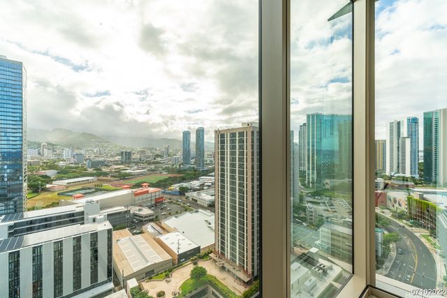 1001 Queen Street 2112, Honolulu, HI 96814
