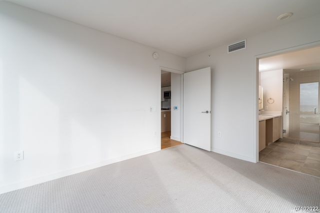 1001 Queen Street 2112, Honolulu, HI 96814