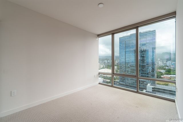 1001 Queen Street 2112, Honolulu, HI 96814