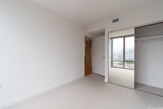 1001 Queen Street 2112, Honolulu, HI 96814