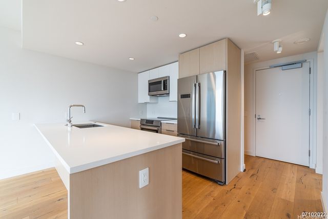 1001 Queen Street 2112, Honolulu, HI 96814