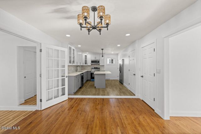 22 Verdi Boulevard, Colonie, NY 12110